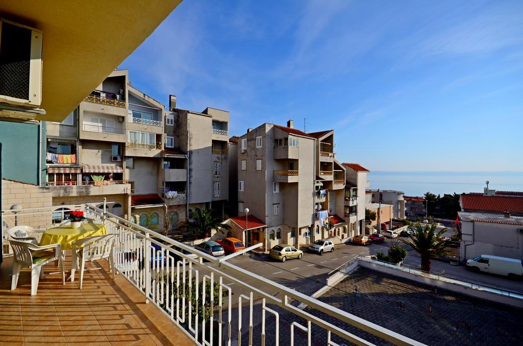 Apartments Mario With Private Parking Makarska Kültér fotó
