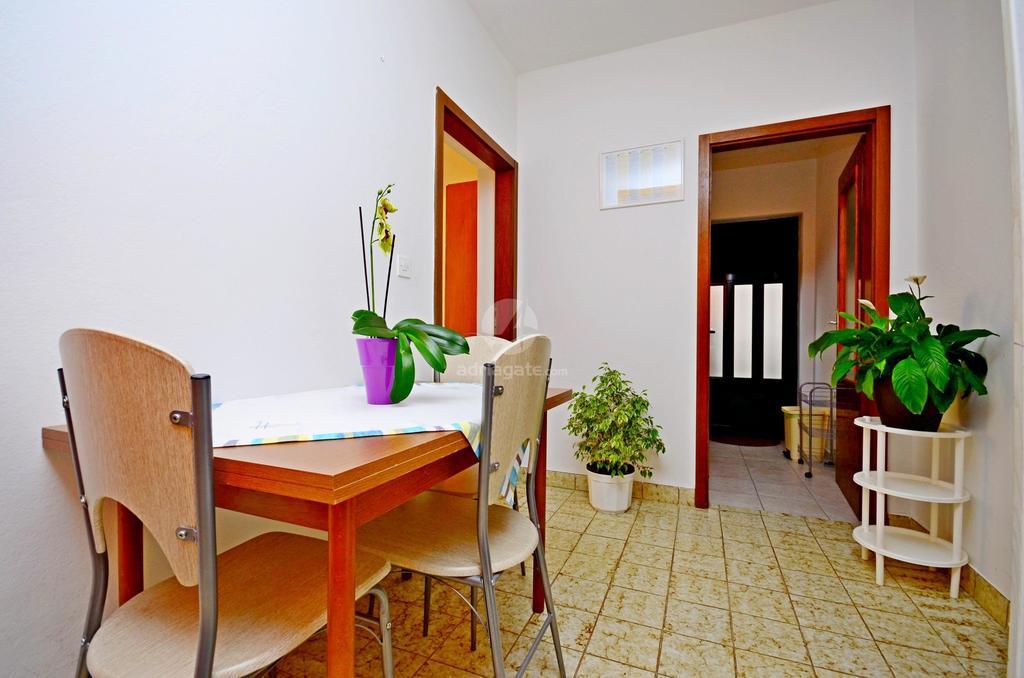 Apartments Mario With Private Parking Makarska Szoba fotó
