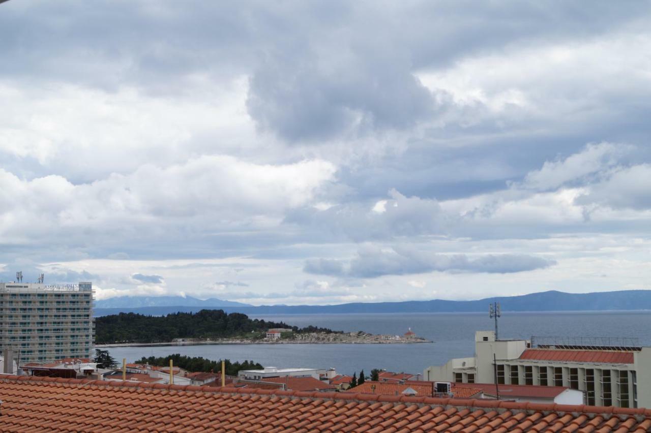Apartments Mario With Private Parking Makarska Kültér fotó