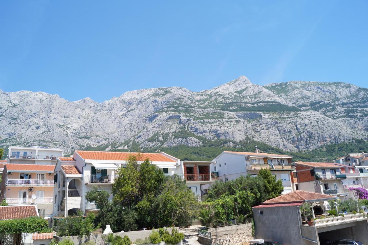 Apartments Mario With Private Parking Makarska Kültér fotó